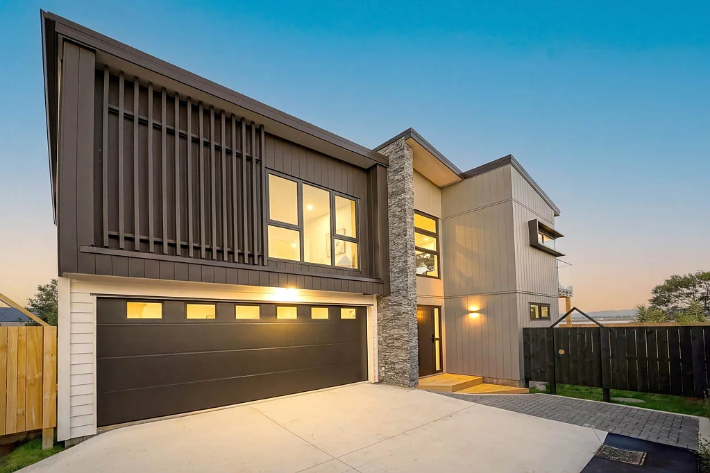 Wattle Downs 5房  True Water Front New Build