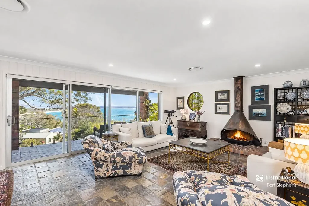 Shoal Bay 4Kwarto THE WAIT IS OVER - A RARE OPPORTUNITY HAS ARRIVED