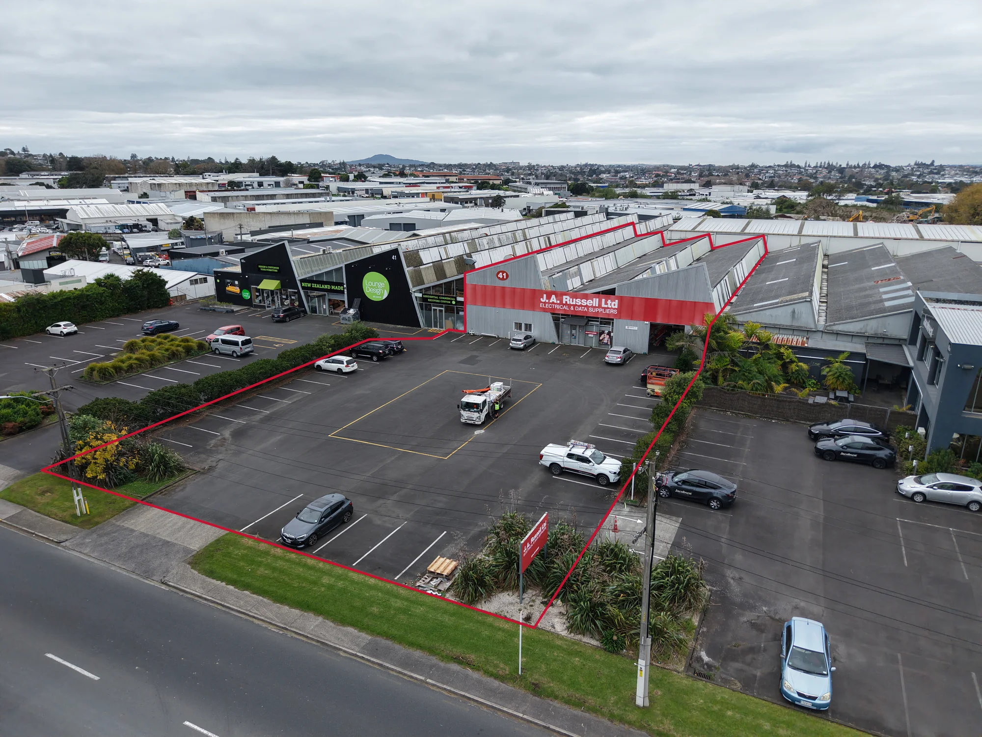 Saint Johns  High-profile trade retail - St Johns