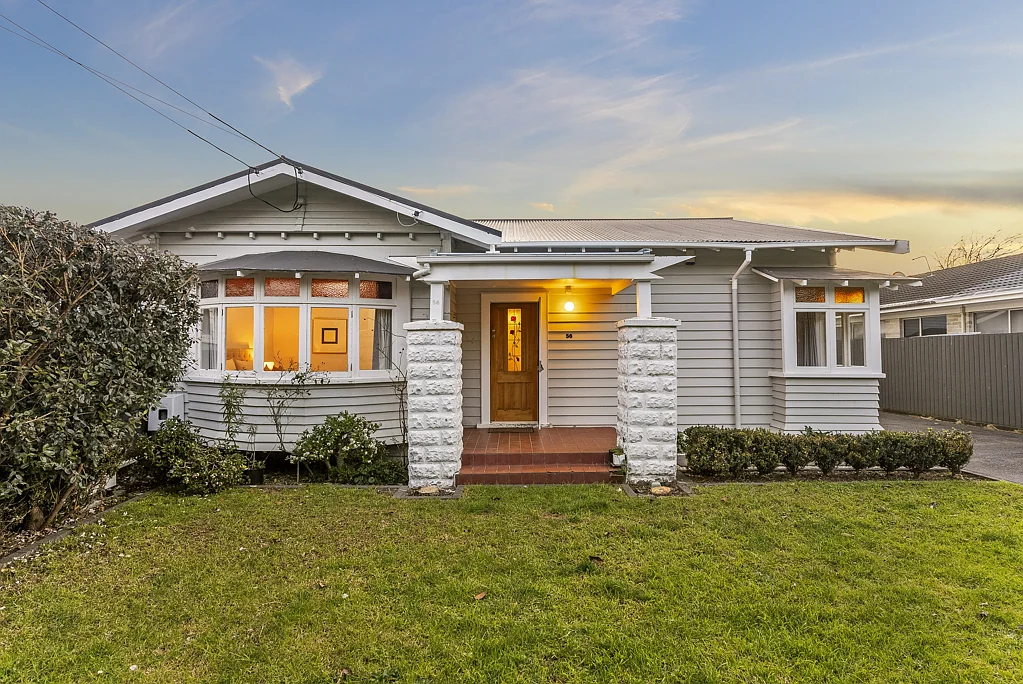 Onehunga 3房  Character, Charm & Modern Comfort
