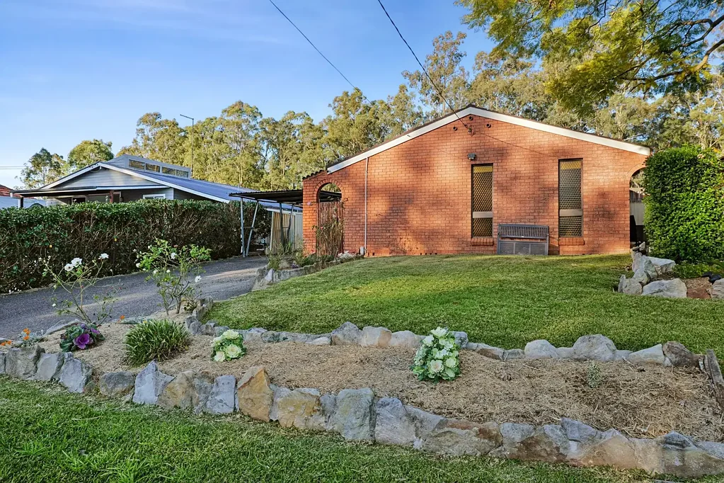 12 Raymond Street, Freemans Reach, NSW 2756
