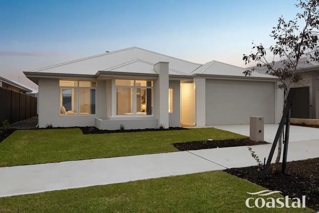 10 Hermosa Way, Madora Bay, WA 6210