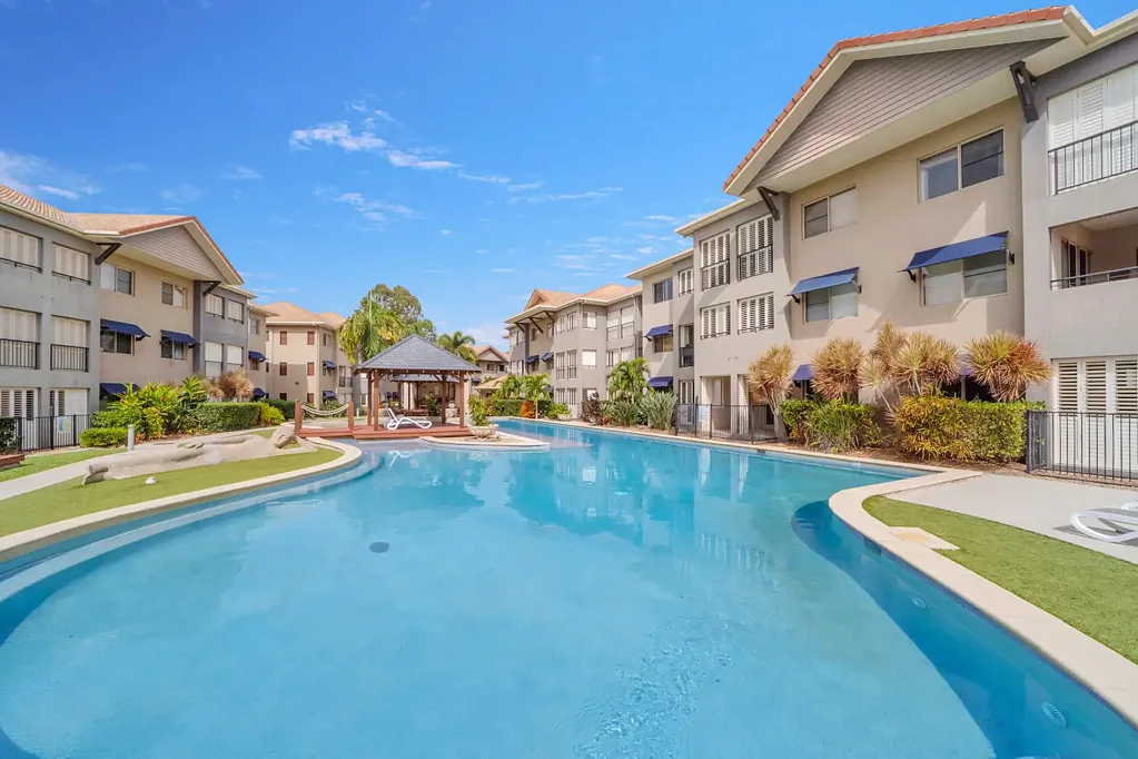 Idalia 2 Bedroom Stylish Opportunity in the Heart of Idalia