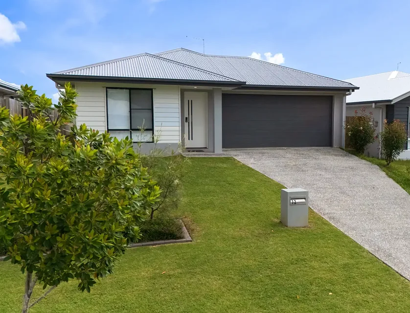 12 Dominique Way, Flinders View, QLD 4305, 4 غرف, 2 حمامات, House