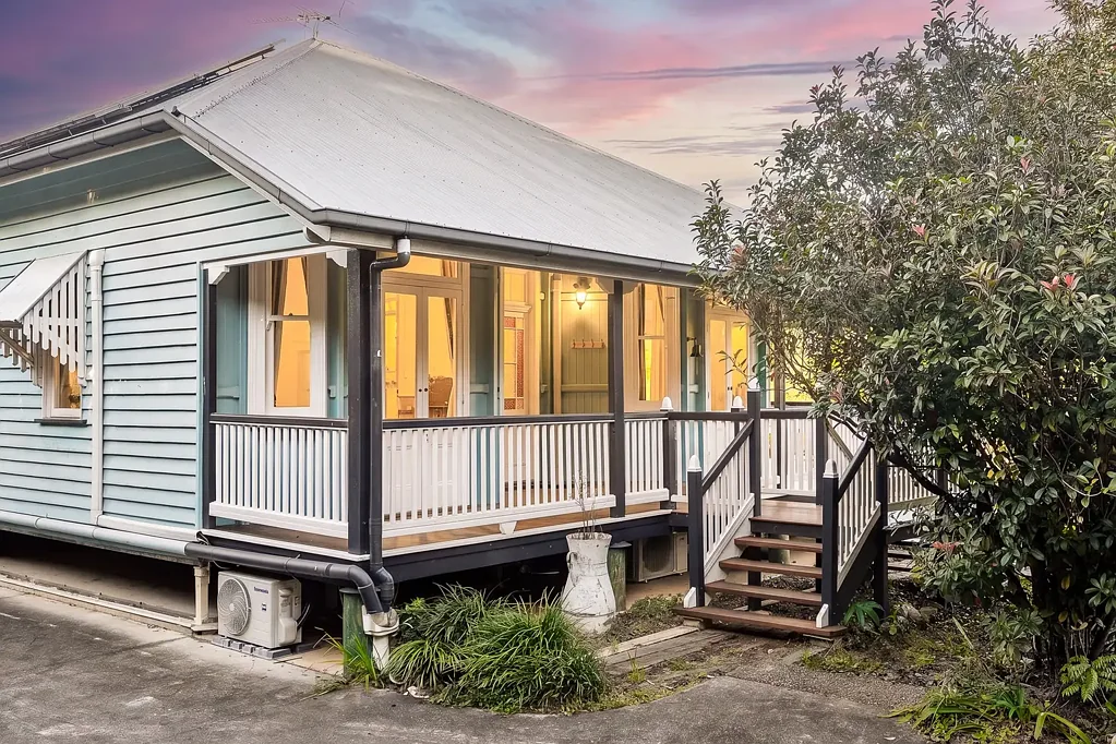 Laceys Creek 3ਬੈੱਡਰੂਮ A character-rich lifestyle on acreage with creek frontage