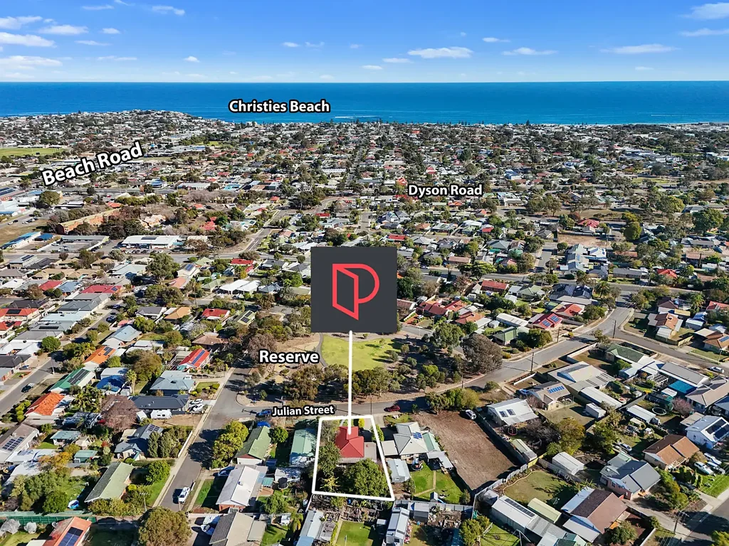 Christie Downs 3બેડરૂમ Large block with botanic like lawns & gardens.