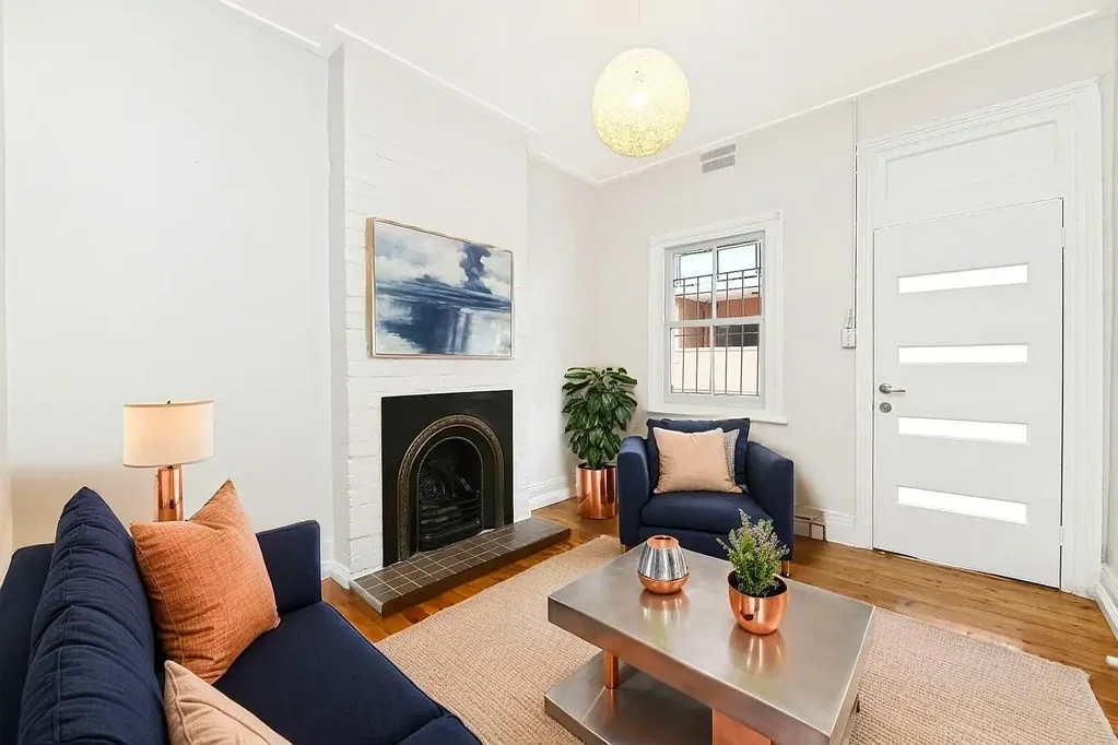 LEASED - HOLDING DEPOSIT RECIEVED