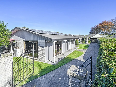 Parkvale 5房  Parkvale pleaser