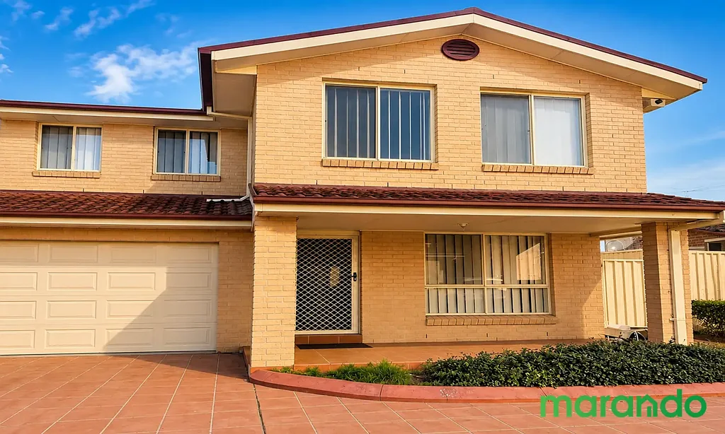 3 BEDROOM DOUBLE STORY TOWNHOUSE