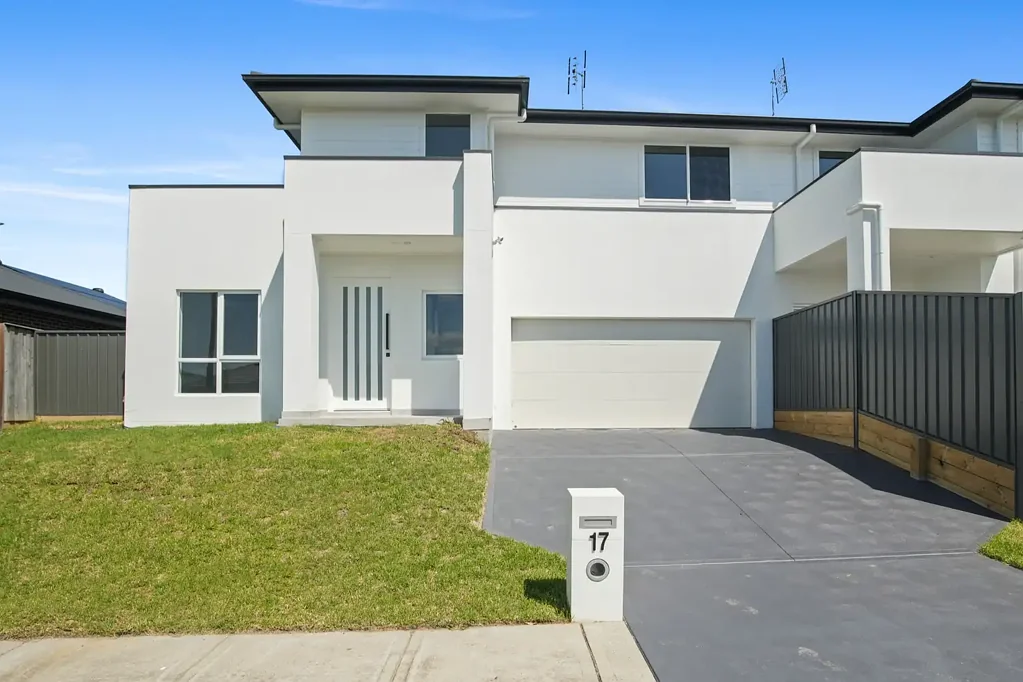 17 Nikkin Street, Fletcher, NSW 2287