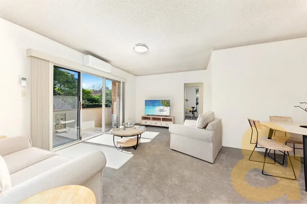 Fully furnished 2 bedroom apartment!