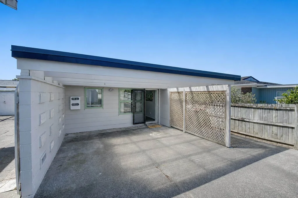 Tidy 1 Bedroom Home in Red Beach