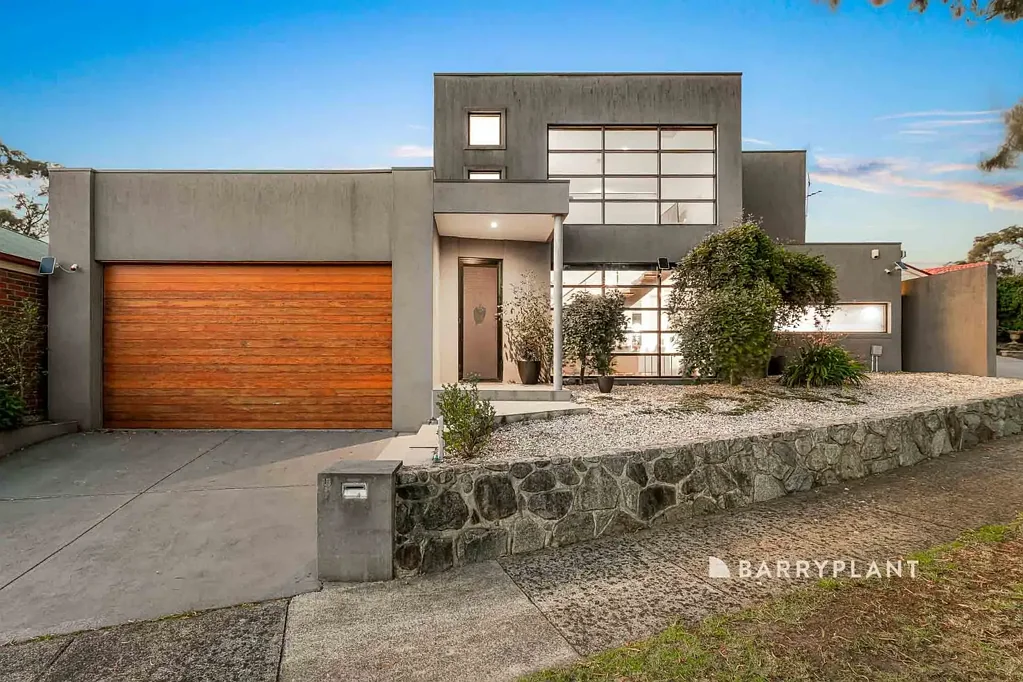 15 Chelsea Crescent, Berwick, VIC 3806