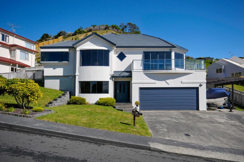 21 Dress Circle, Newlands, Wellington, 4 Kuwarto, 3 Banyo