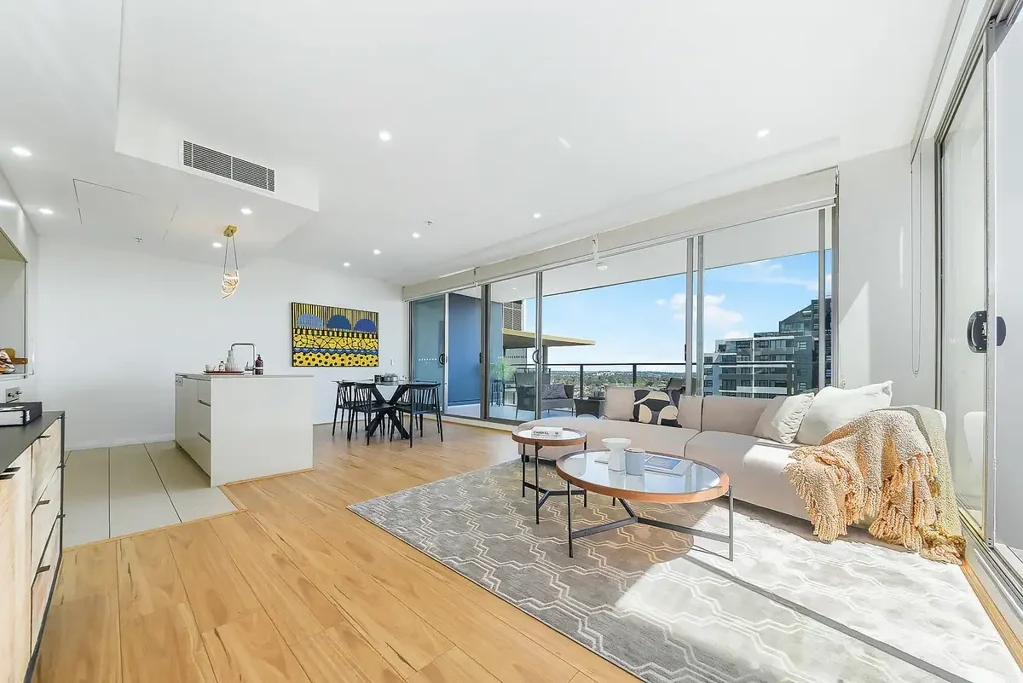 Burwood 3 Slaapkamer Panoramic Views Split level Penthouse in the Heart of Burwood