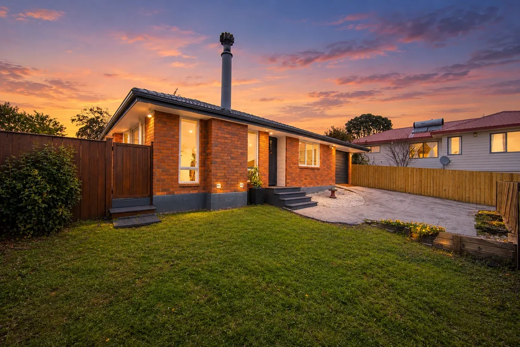Lynfield 2ਬੈੱਡਰੂਮ Renovated Brick Beauty - Move In, Relax & Enjoy!
