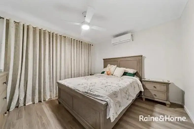 地址保密, Wishart, QLD 4122, 5房, 2浴, House