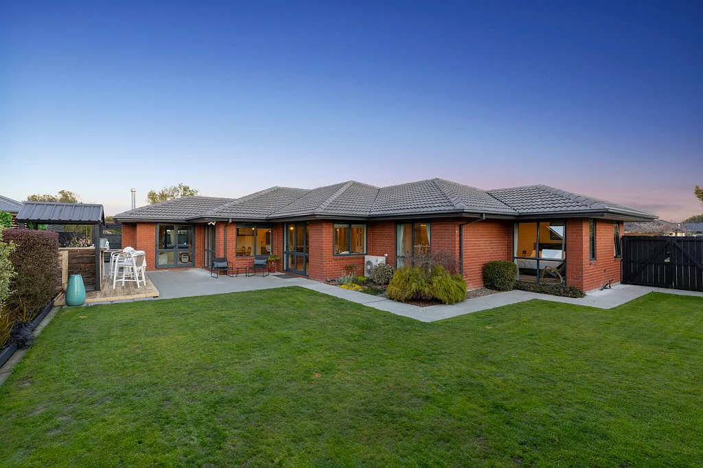 Springston 5房  Lifestyle, Space, and Style! Must Sell!