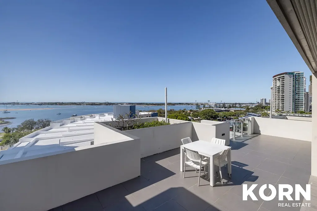 201/11 Norman Street, Southport, QLD 4215