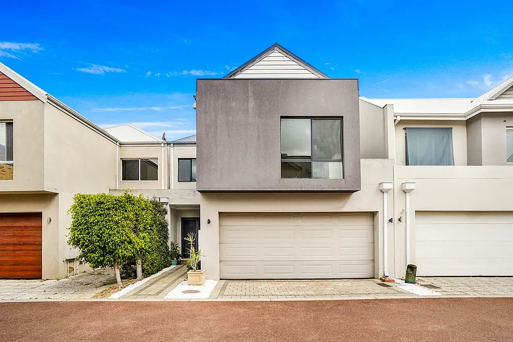 13/151 Grindleford Drive, Stirling, WA 6021