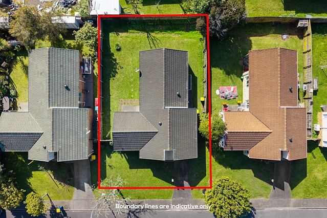 23 Kona Cresent, Henderson, Waitakere City