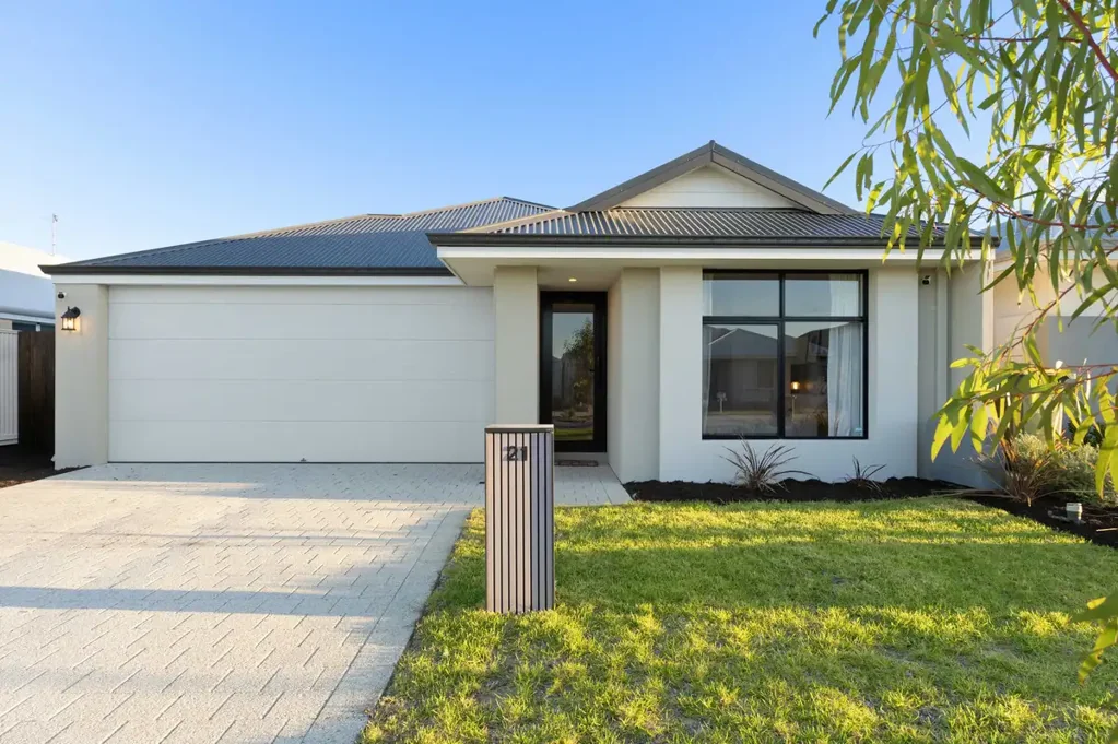 21 Binningup Terrace, Eglinton, WA 6034