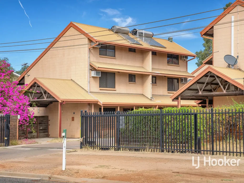 Gillen 2房  Stylish, Retro Charm close to the CBD