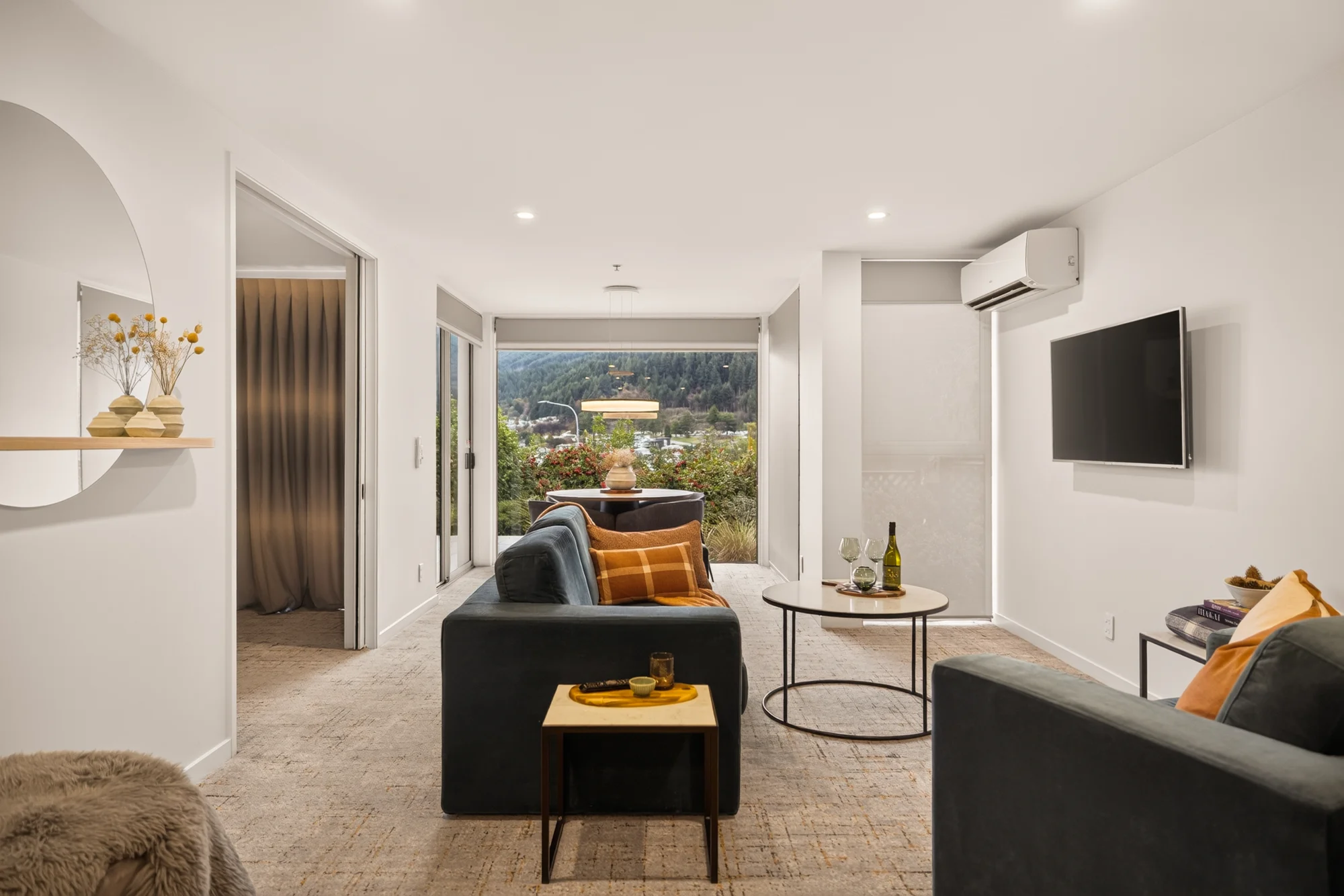 Queenstown 1Phòng ngủ One of-a-kind Opportunity in Queenstown