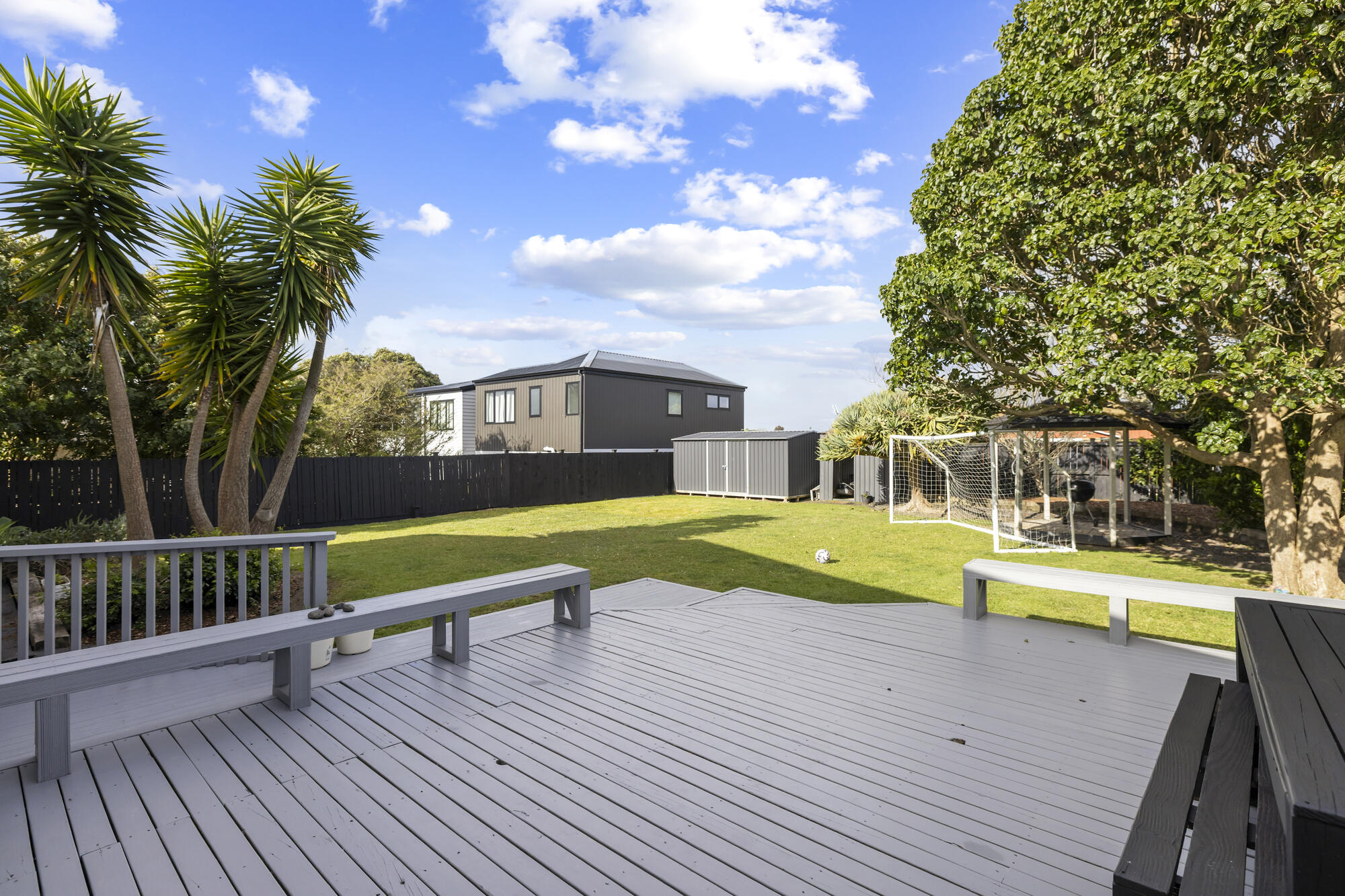 4 Binda Place, Botany Downs, photo 17