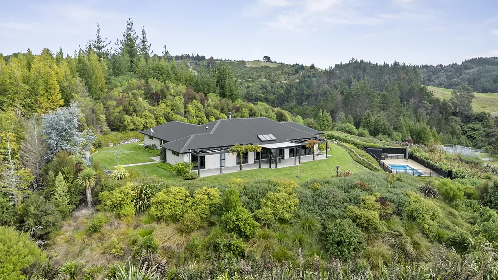 Redwood Valley Farm life without compromise
