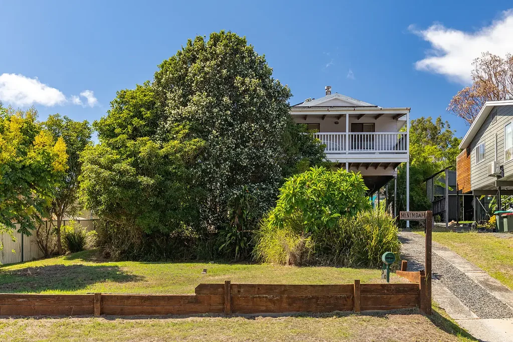 Coomba Park 3房  Lakeside Living with Flexible Dual-Level Layout