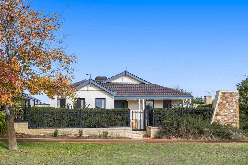 2 Homestead Drive, Clarkson, WA 6030