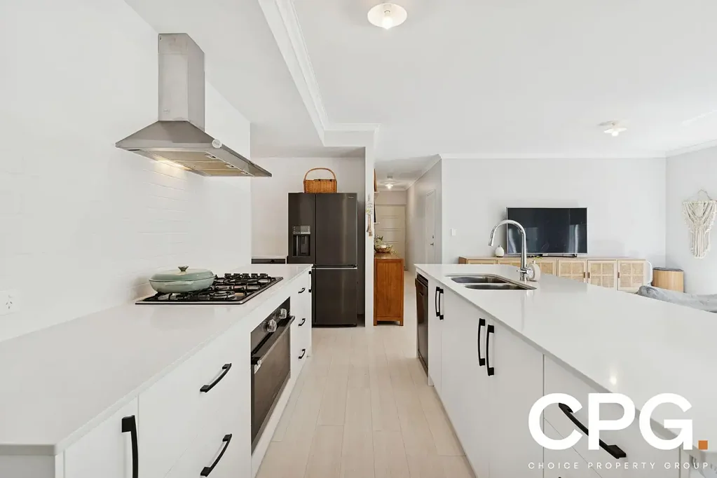 7/16 Crestview Crescent, Kalamunda, WA 6076