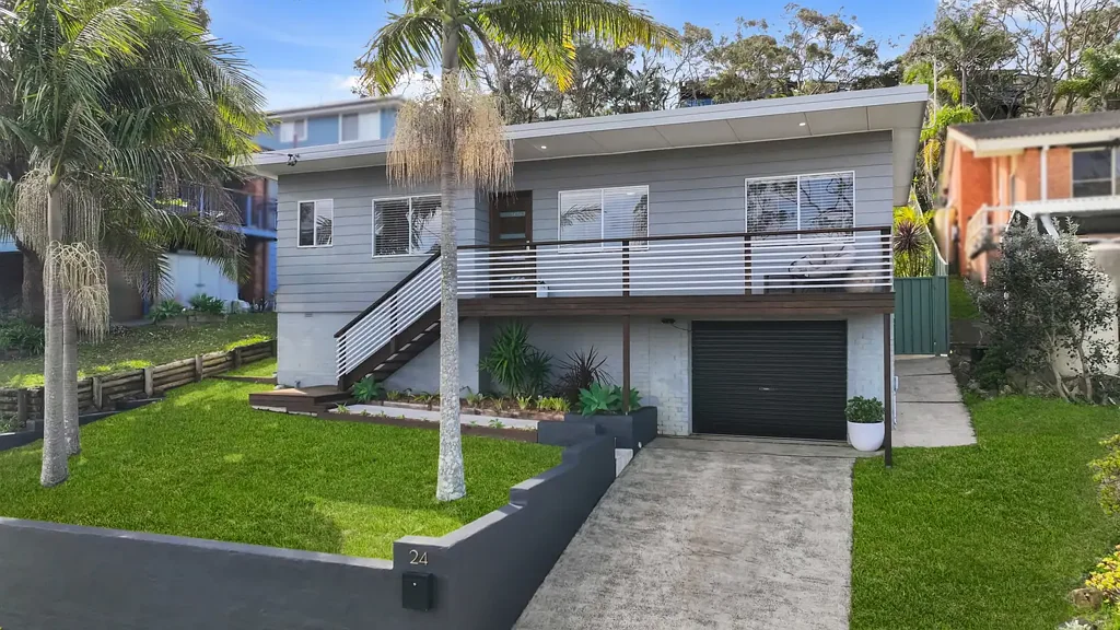 24 Valley View Road, Bateau Bay, NSW 2261