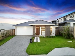 9 Mallard Way, Bellbird Park