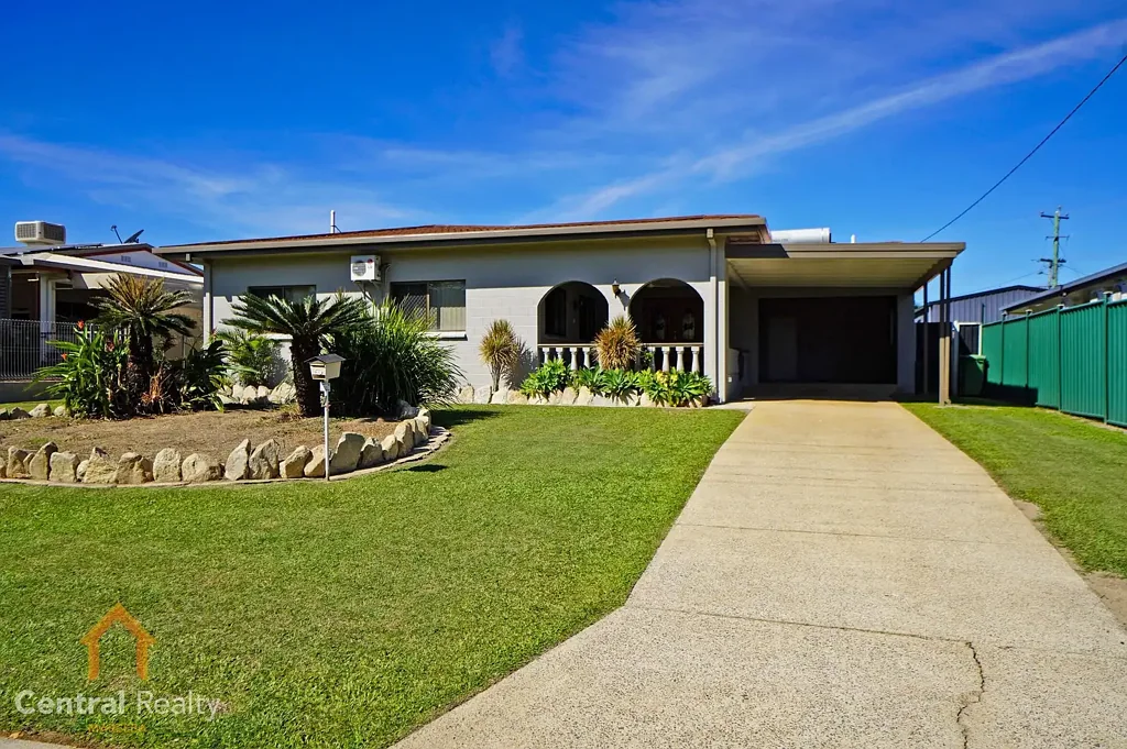 Mareeba 3ਬੈੱਡਰੂਮ SOLID, DEPENDABLE AND MOVE-IN READY!