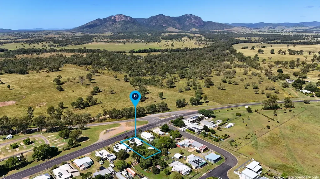 Biggenden 2房  VIEWS OF MT WALSH