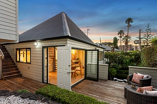 110 Bassett Road, Remuera, Auckland City