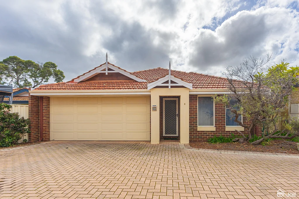 8E Coralie Court, Armadale, WA 6112