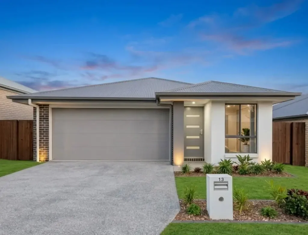 Caboolture 3 Bedroom Exclusive New 4 Bedroom Home & Land Package!!!