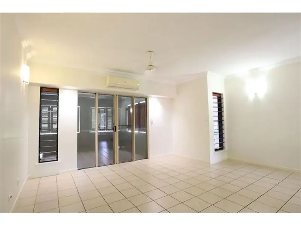 RESORT LIVING - 3 BEDROOMS