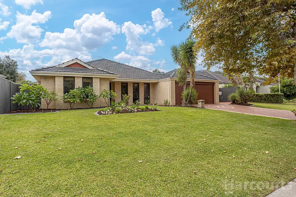 21 Octagon Gardens, Aveley, WA 6069