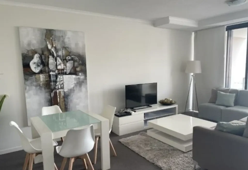 Gladstone Central 2 Bedroom INNER CITY FURNISHED UNIT