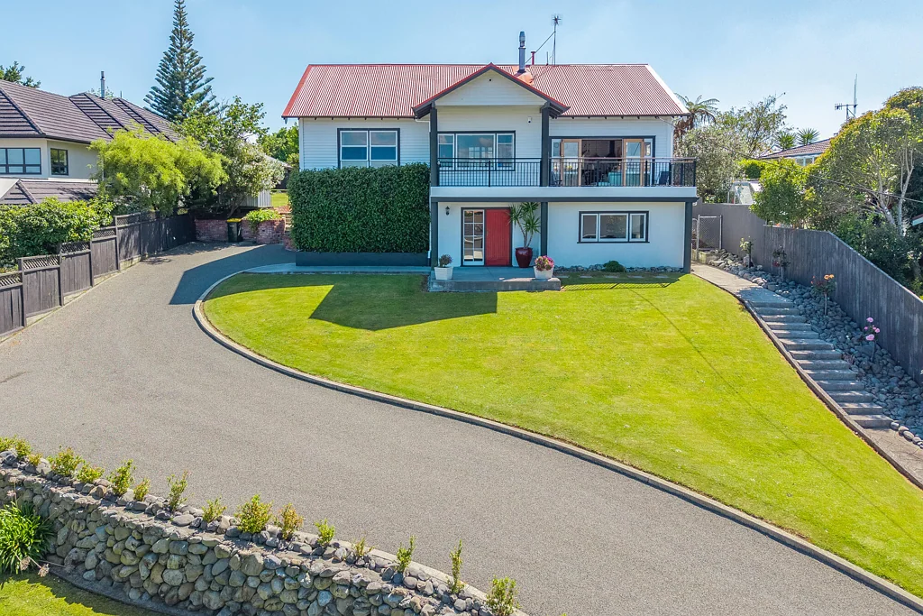 Levin 4 Bedroom Smart Buying with Potential Income.