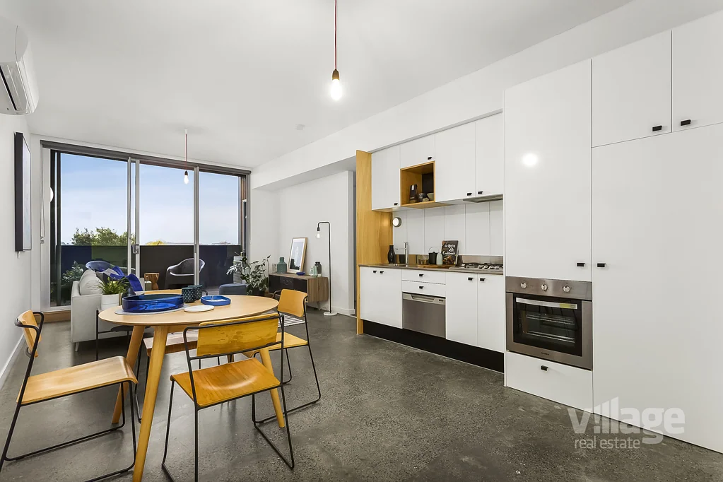 201/2 Alexander Street, Seddon, VIC 3011