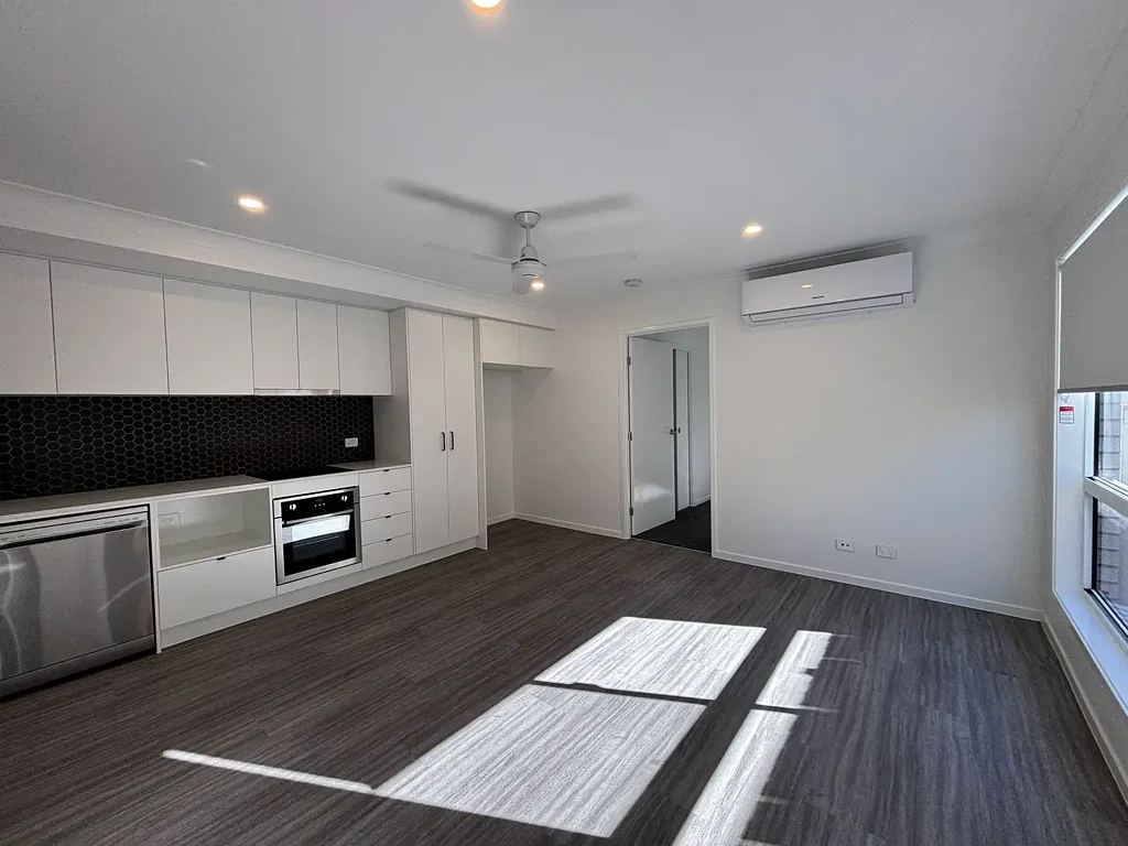 1 Bedroom Delight!