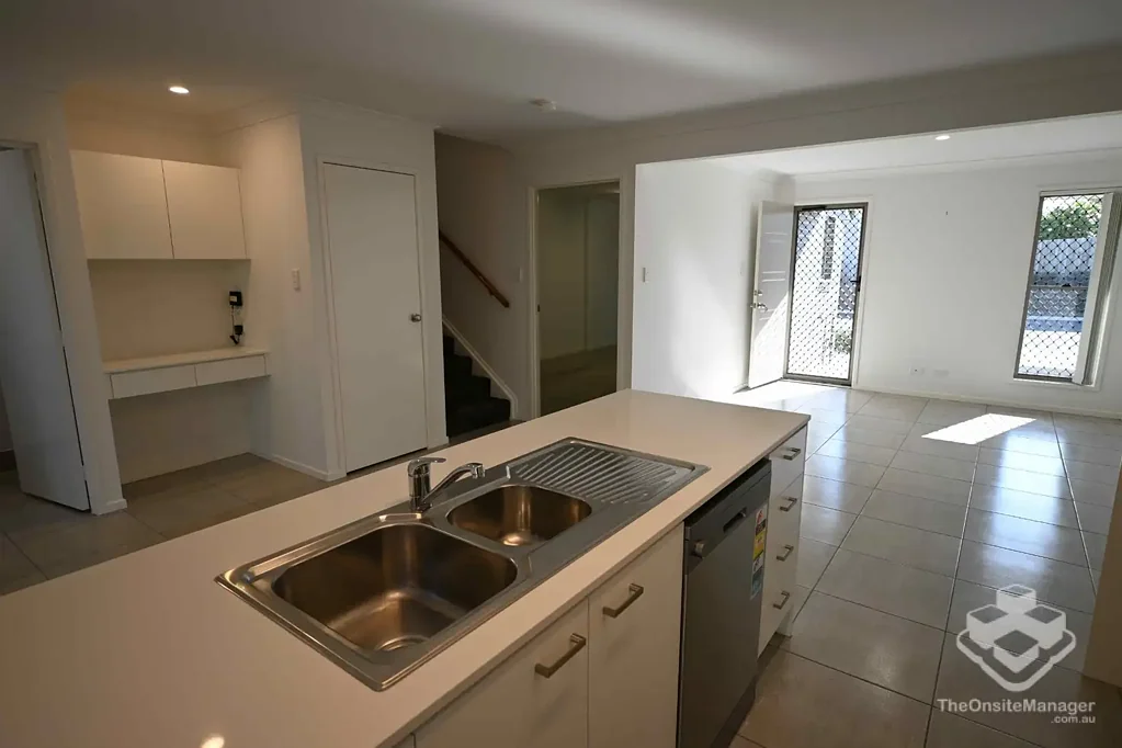 Modern 3-Bedroom Townhouse for Rent
