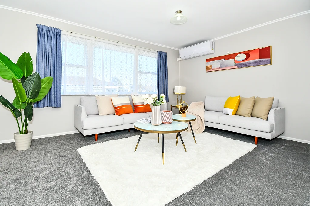 Papatoetoe 2 Bedroom Snap me up!