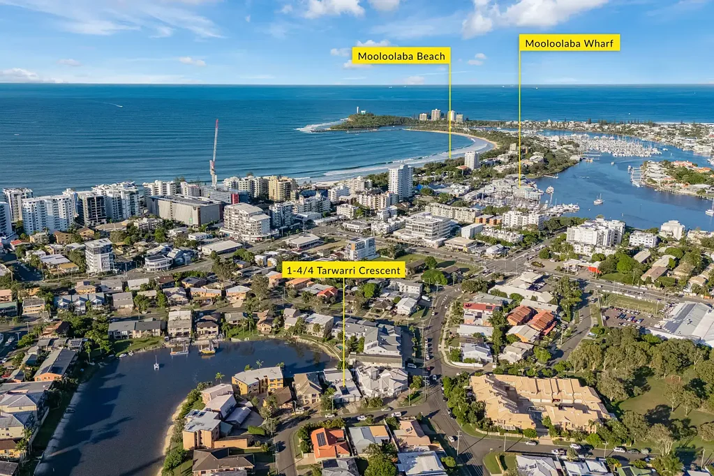 Mooloolaba 9Kwarto Mooloolaba's jewell on the water, 4 apartment complex in the premier walk to beach address