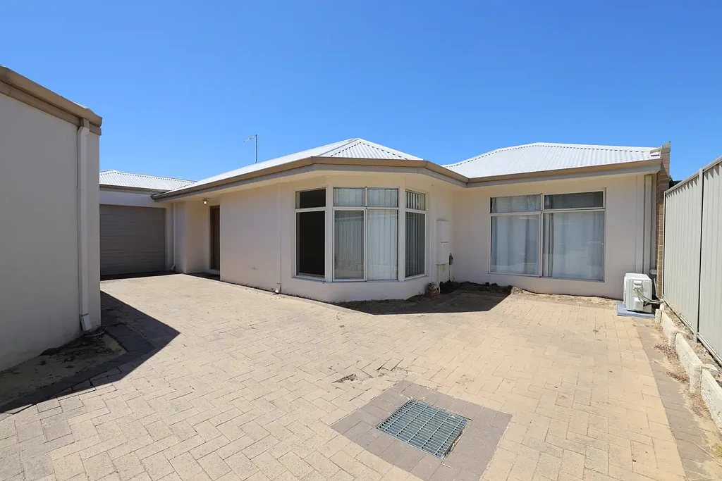 4/156 Streich Avenue, Kelmscott, WA 6111